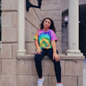 Meet your Posher, Danielle